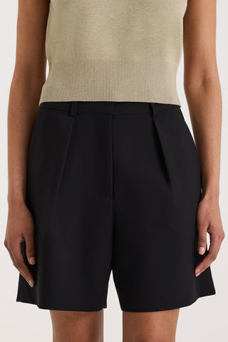 Ari Short