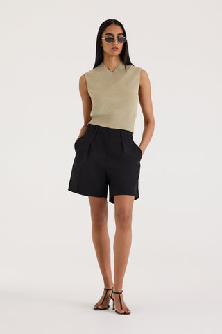 Ari Short
