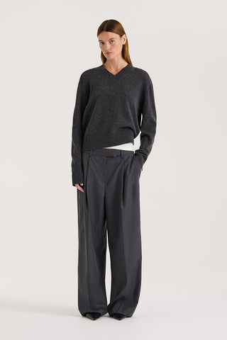 Ines V neck jumper