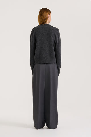 Ines V neck jumper