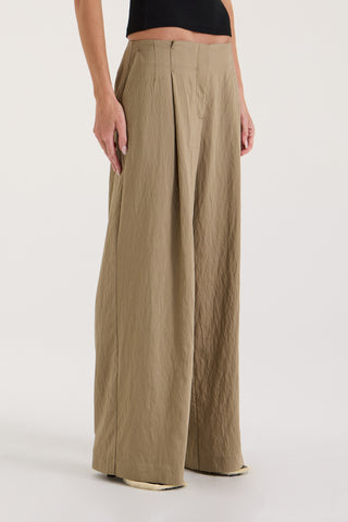 Lucia Pleated Trouser