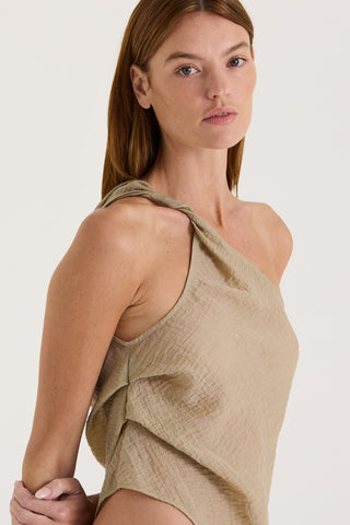Amaris Asymmetrical Top