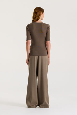 Aven V-Neck 1/4 Sleeve Top