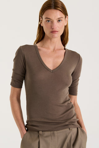 Aven V-Neck 1/4 Sleeve Top