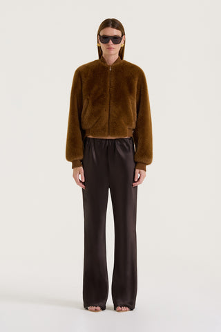 Nyelle Pant