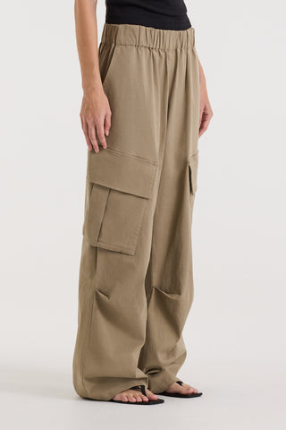 Imira Pant
