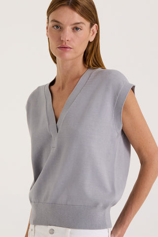 Novalie Vest