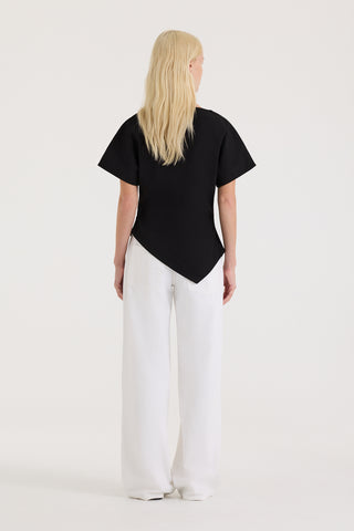 Corinne Tee