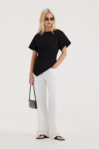 Corinne Tee