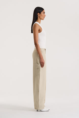 Nori High V-Neck Tank