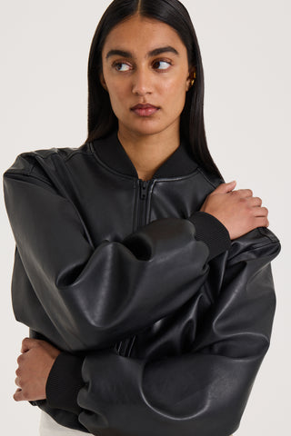 Mara Bomber