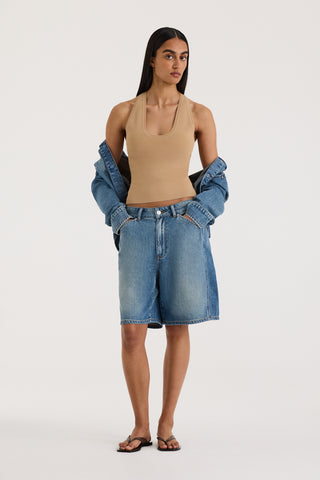 Maiken Tank