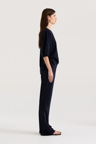 Nyelle Pant