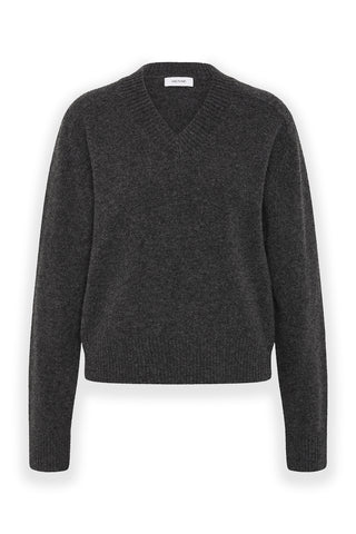 Ines V neck jumper