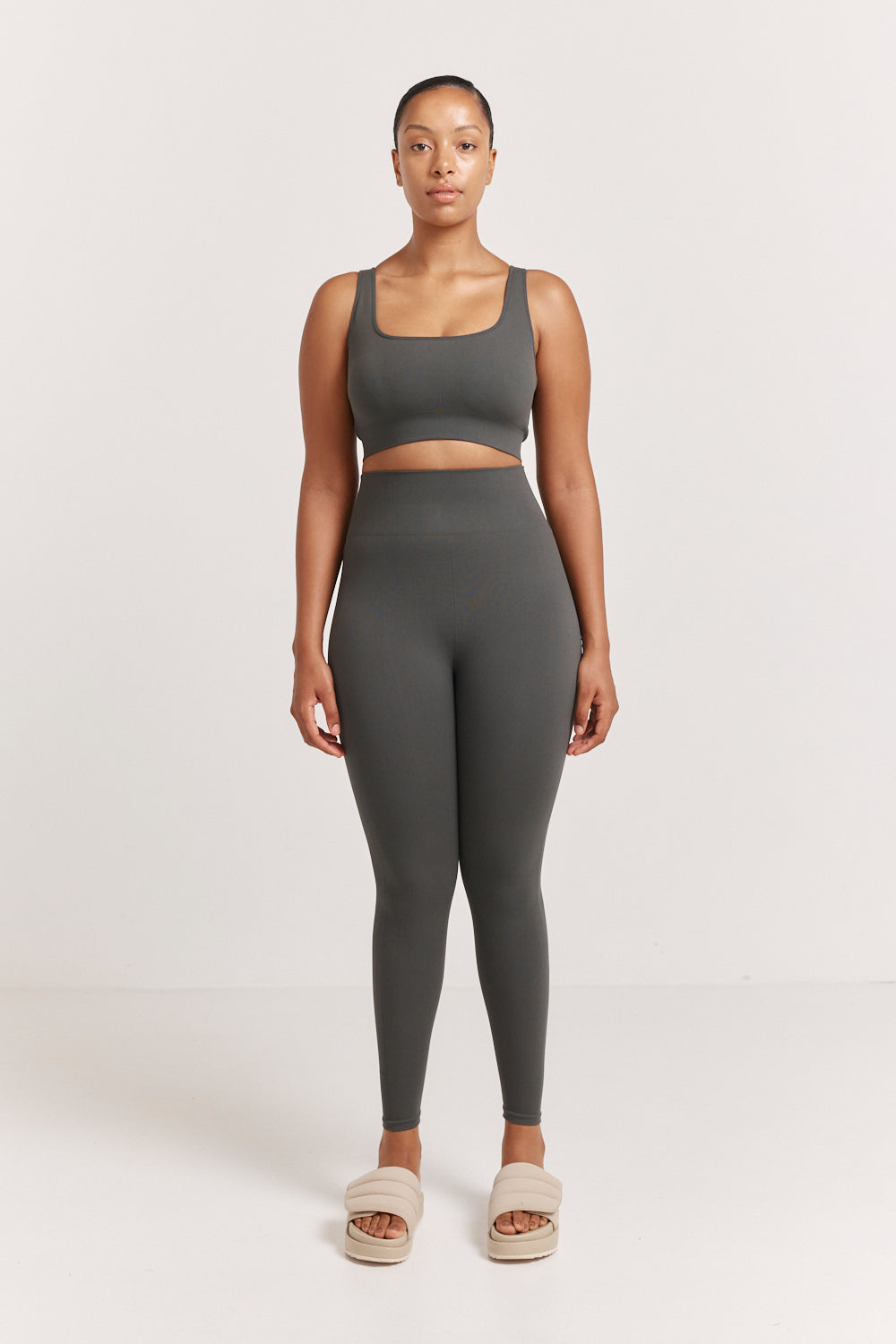 Sara Seamless Legging – Henne